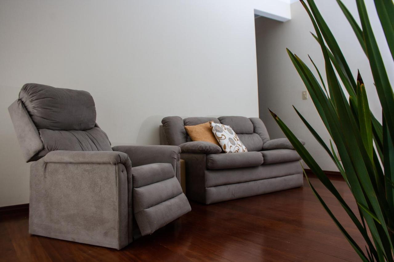 פראדוס Apart Hotel Agua Limpa מראה חיצוני תמונה